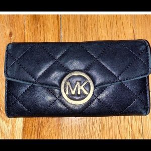 Micheal Kors authentic wallet